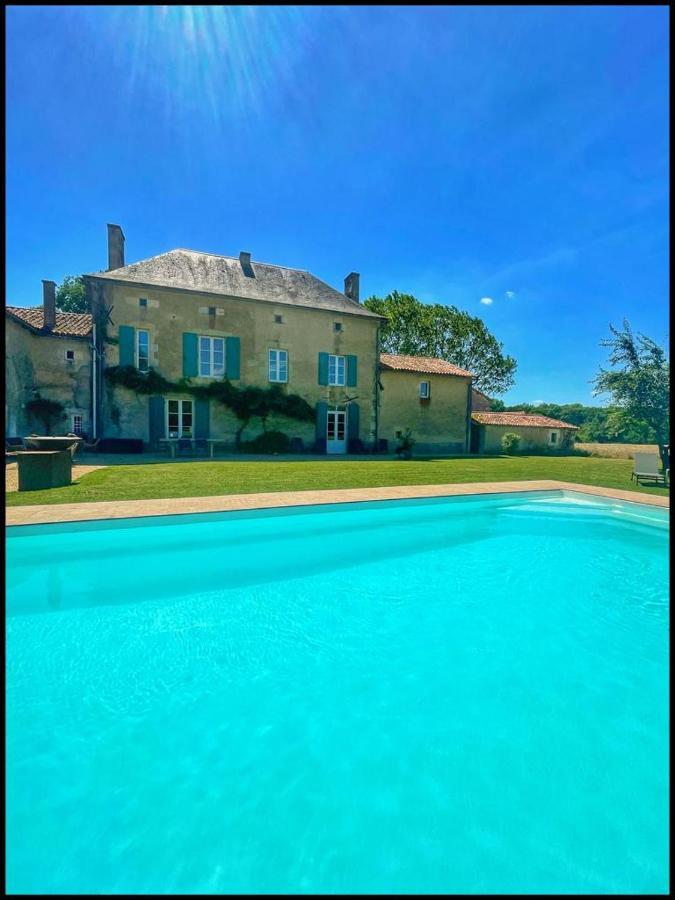 Bed and Breakfast Les Maisons Du Bonheur Chateau-Garnier Екстер'єр фото