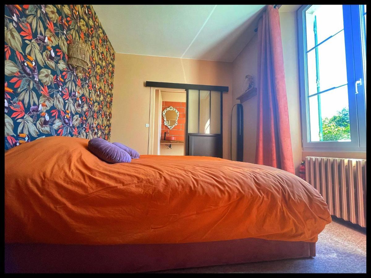 Bed and Breakfast Les Maisons Du Bonheur Chateau-Garnier Екстер'єр фото